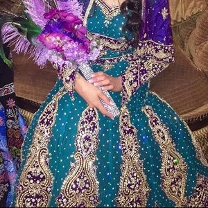 Beautiful Hindi dress!!